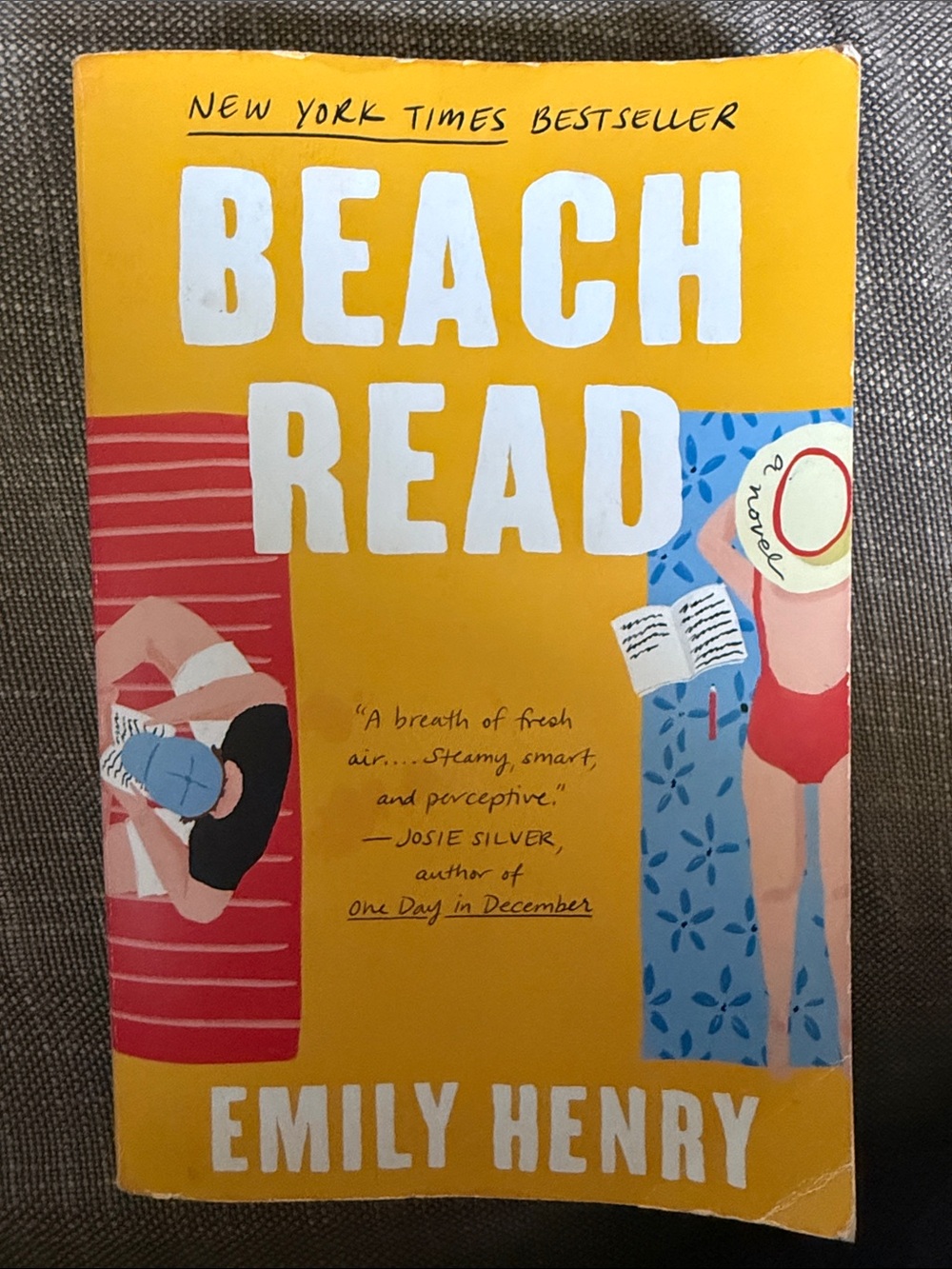 Beach Read by Emily Henry